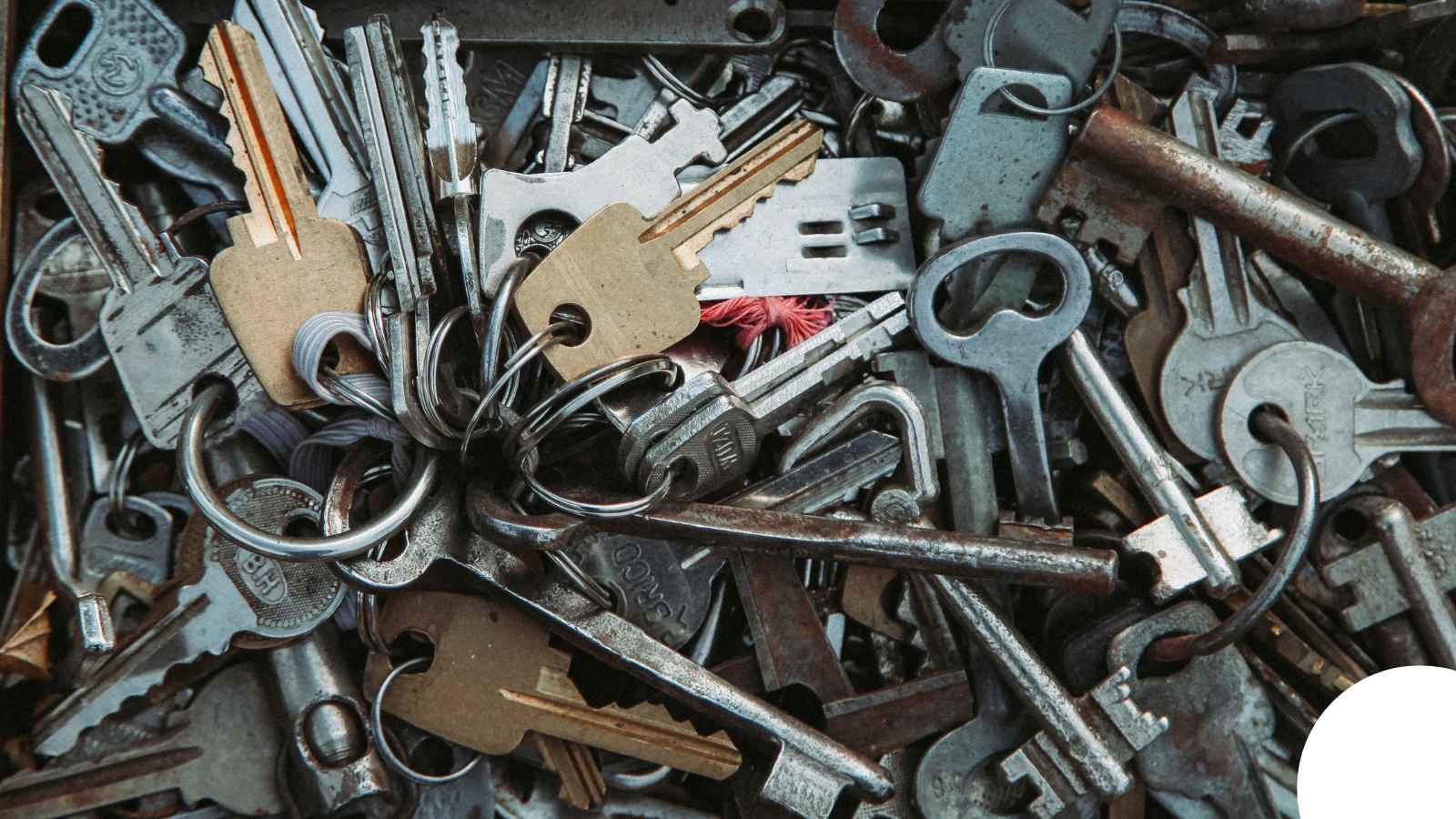 Locksmith in Nashville, TN — LaFollette Door Hardware Repair Locksmith in Nashville, TN — LaFollette Door Hardware Repair