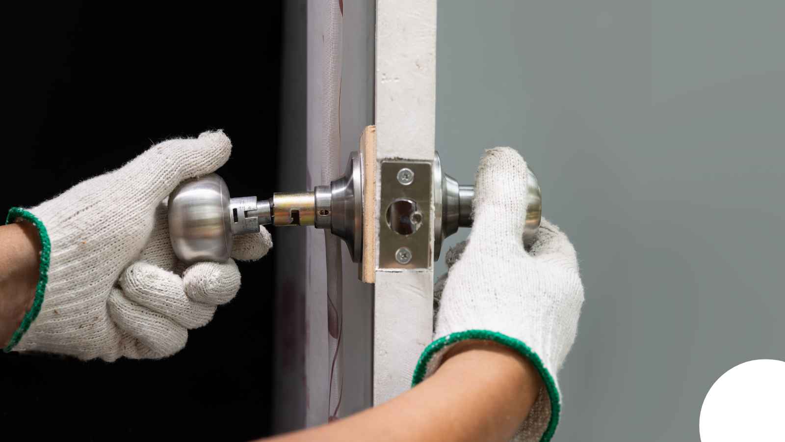 Locksmith in Nashville, TN — LaFollette Door Hardware Repair Locksmith in Nashville, TN — LaFollette Door Hardware Repair